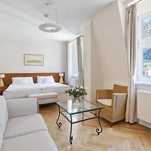 Palatin 4*, Karlovy Vary Česká republika